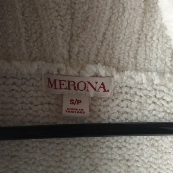 Long sleeve white cardigan - Picture 1 of 2